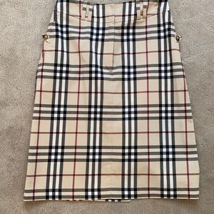 Burberry skirt